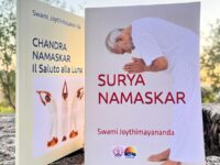 Surya Namaskar - Saluto al Sole
